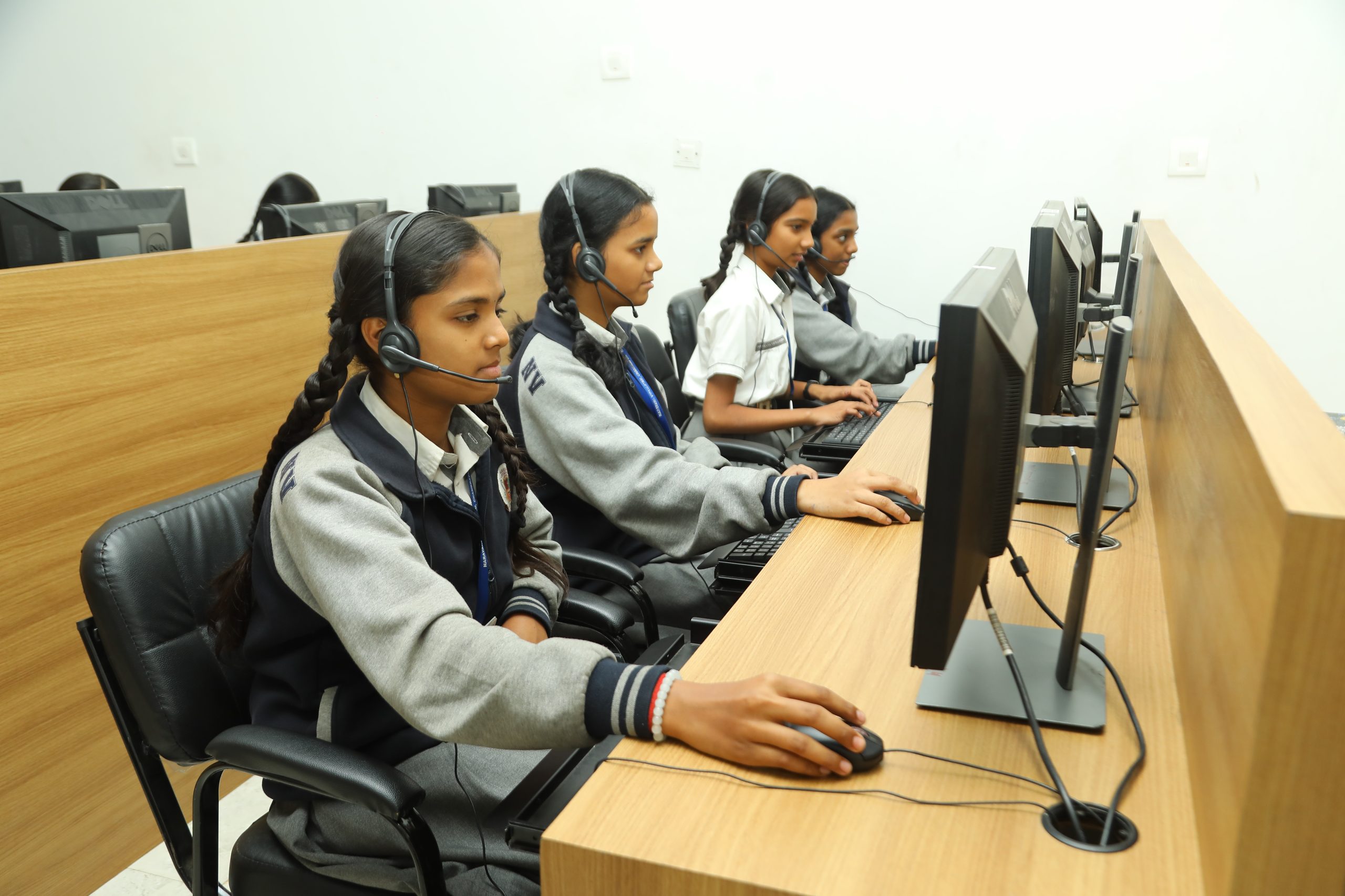 computer lab chandrapur (2)