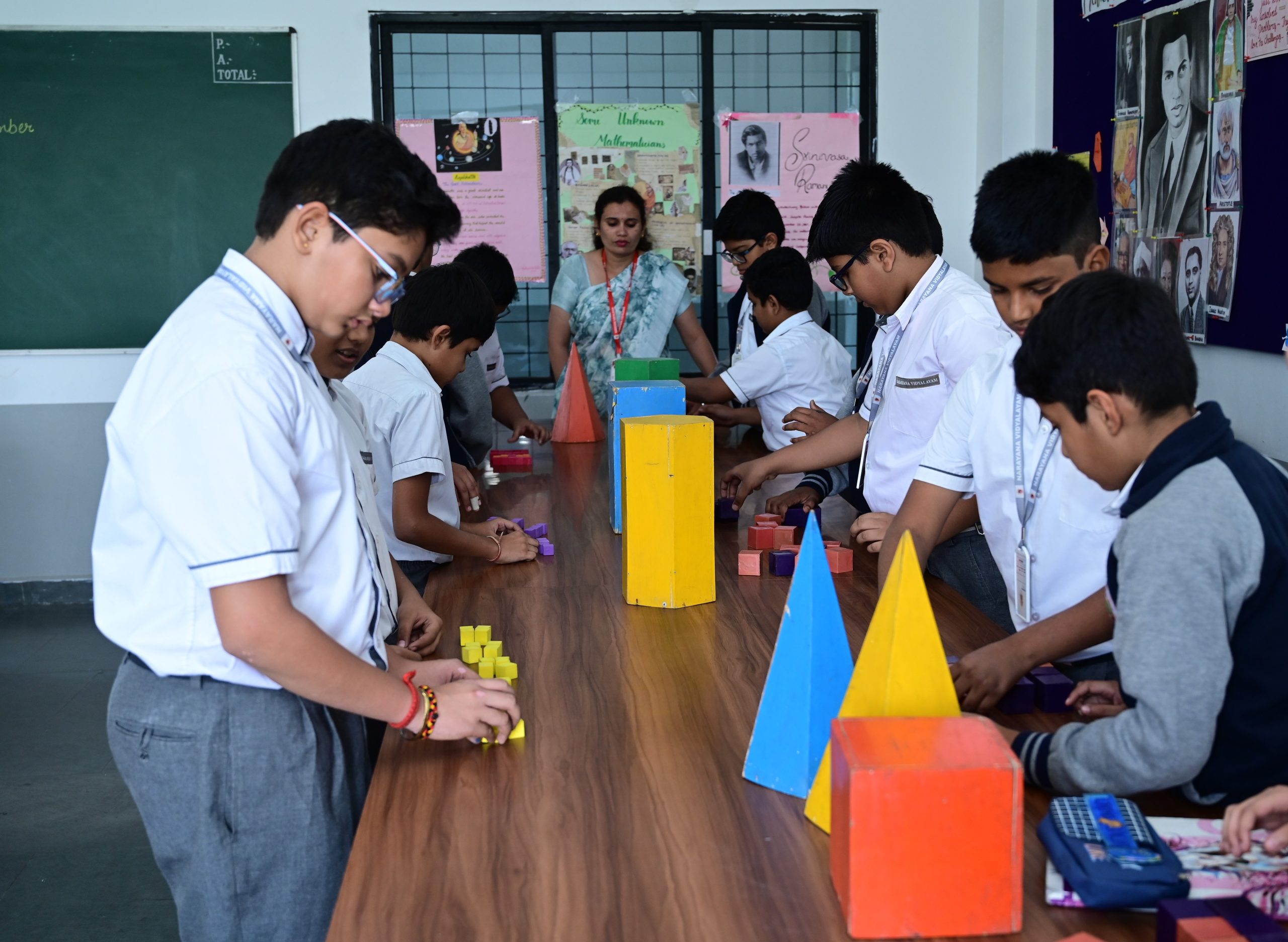 maths lab narayana